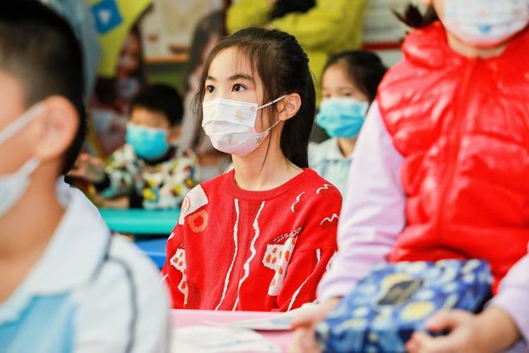 Person with face mask