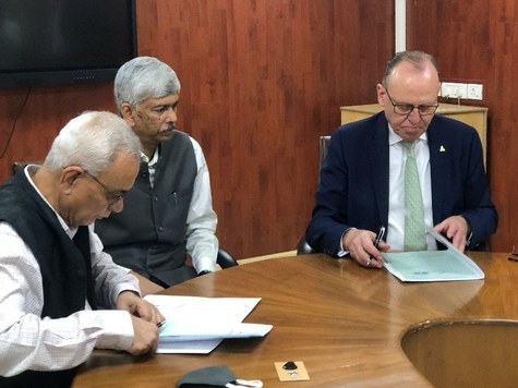 signing deal